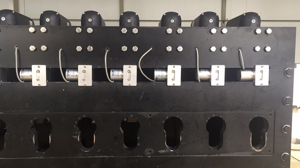 米蘭特MLT拉繩位移傳感器用于雙工位超導強磁超低頻感應加熱器位移測控系統.jpg 米蘭特MLT拉繩位移傳感器用于雙工位超導強磁超低頻感應加熱器位移測控系統.jpg